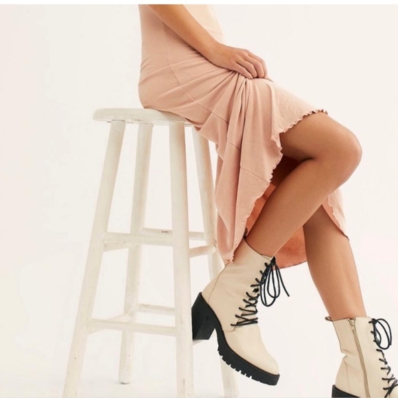 🌼SOLD! Free People Dylan Lace-Up Leather Combat Boots. 8/38. Off-White - Picture 11 of 14